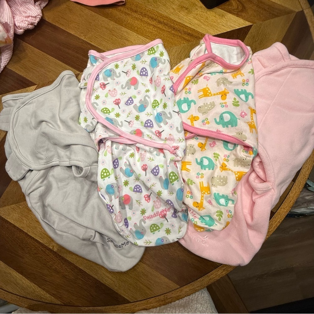 SwaddleMe / Summer Baby Swaddle lot of 4